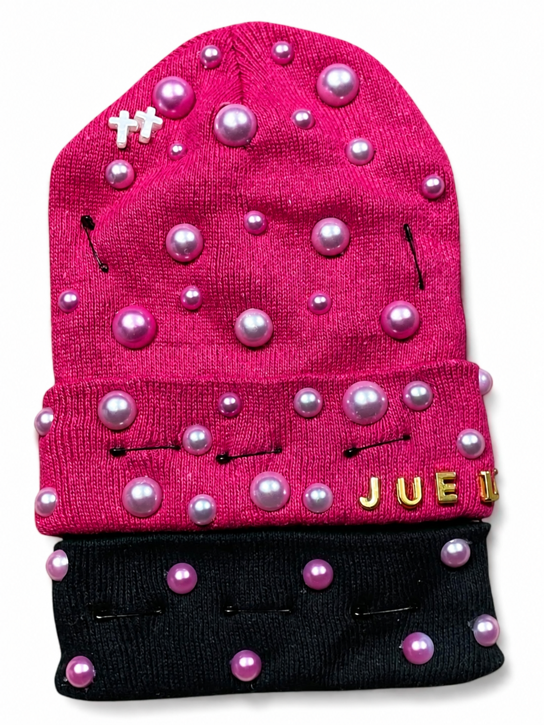 Juelz Signature Beanie I in Pink